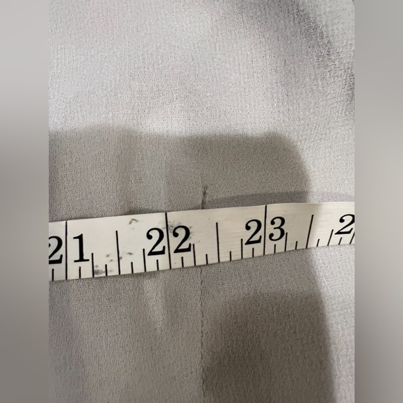 CHICO’S BLOUSE SIZE 2(L) COLOR LIGHT GREY. BUST ~22.5” LENGTH 24”. - Picture 8 of 12